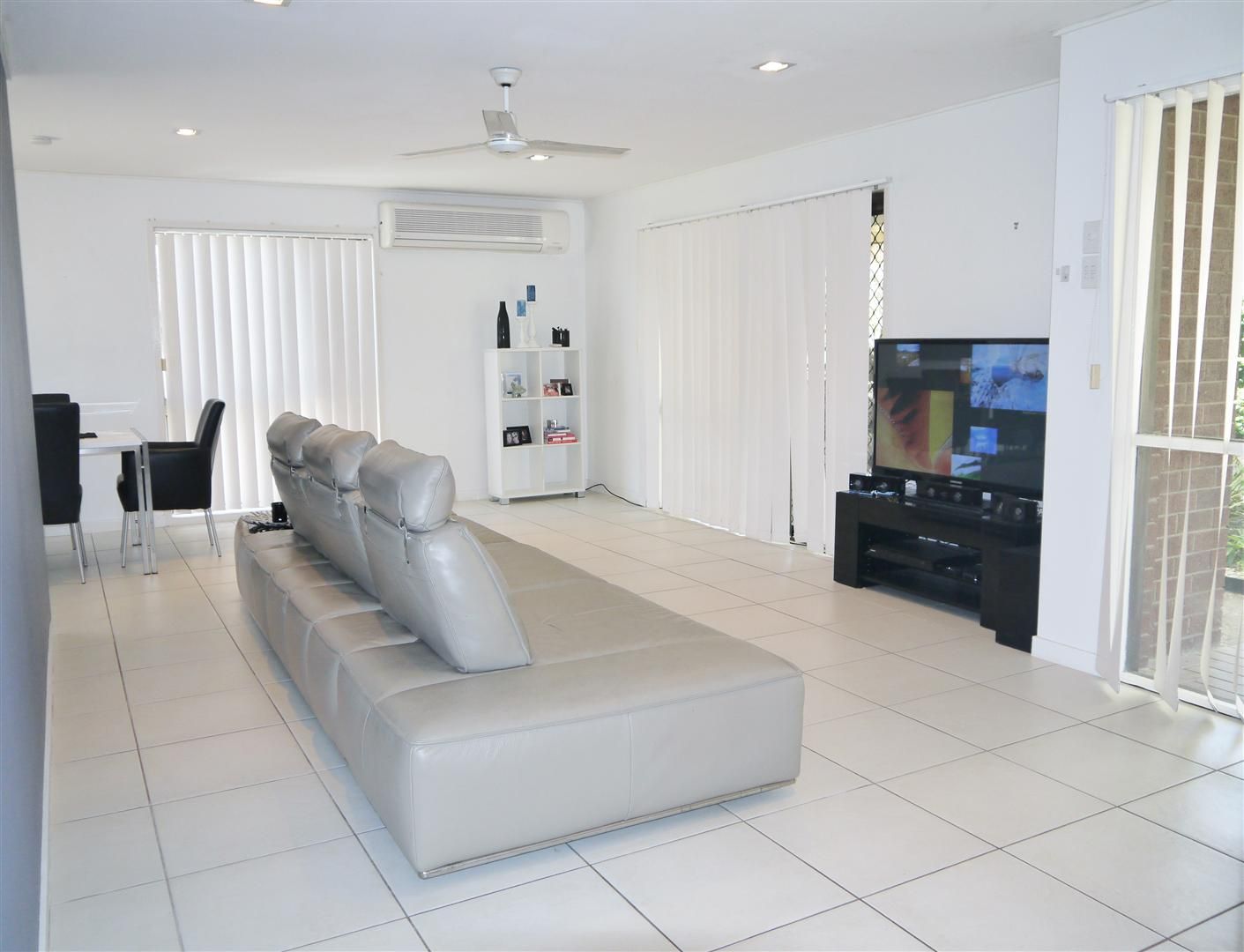 2 INGEMAR Court, Clinton, QLD 4680