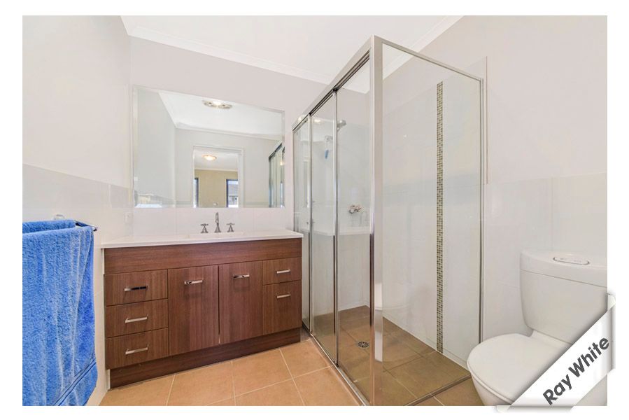 8/43-47 Hutchison Circuit, Crestwood, NSW 2620