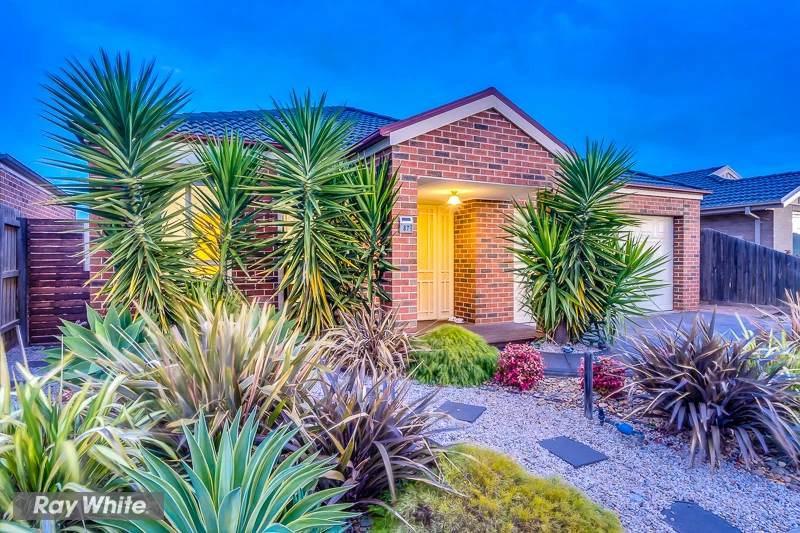 87 Rose Grange Boulevard, Tarneit, VIC 3029