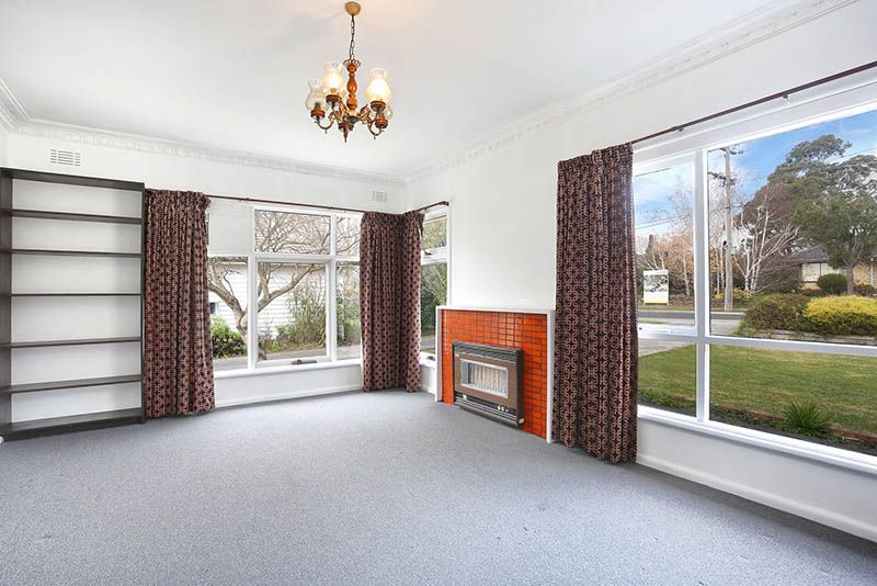 9 Sinclair Road, Bayswater, VIC 3153