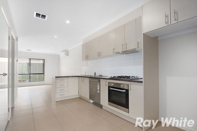 Unit 9/180 Henry Road, Pakenham, VIC 3810