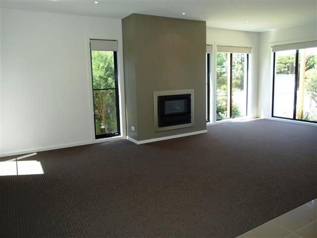 11 Pobblebonk Place, COWES, VIC 3922