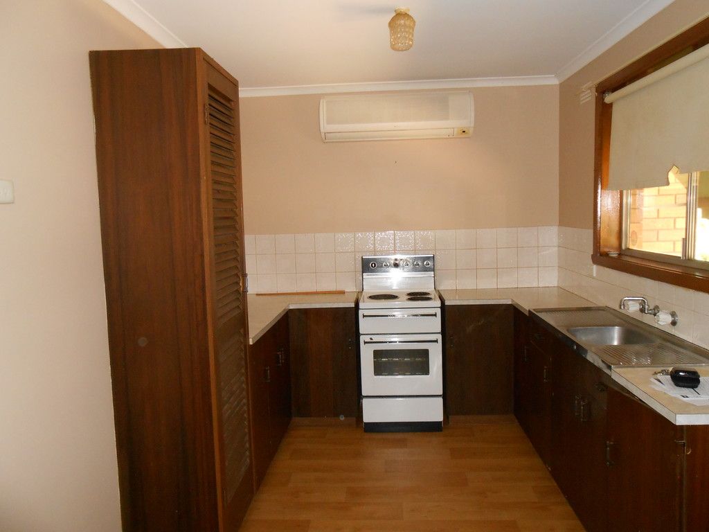 1/20 Graham Street, LAKE ALBERT, NSW 2650