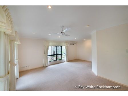 3 parkside Place, Norman Gardens, QLD 4701