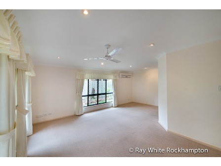 3 parkside Place, Norman Gardens, QLD 4701