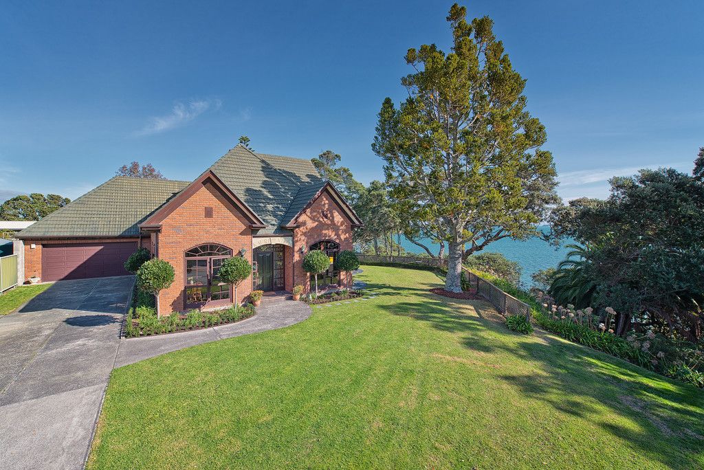 1 Cherrie Road, Beachlands, Manukau City