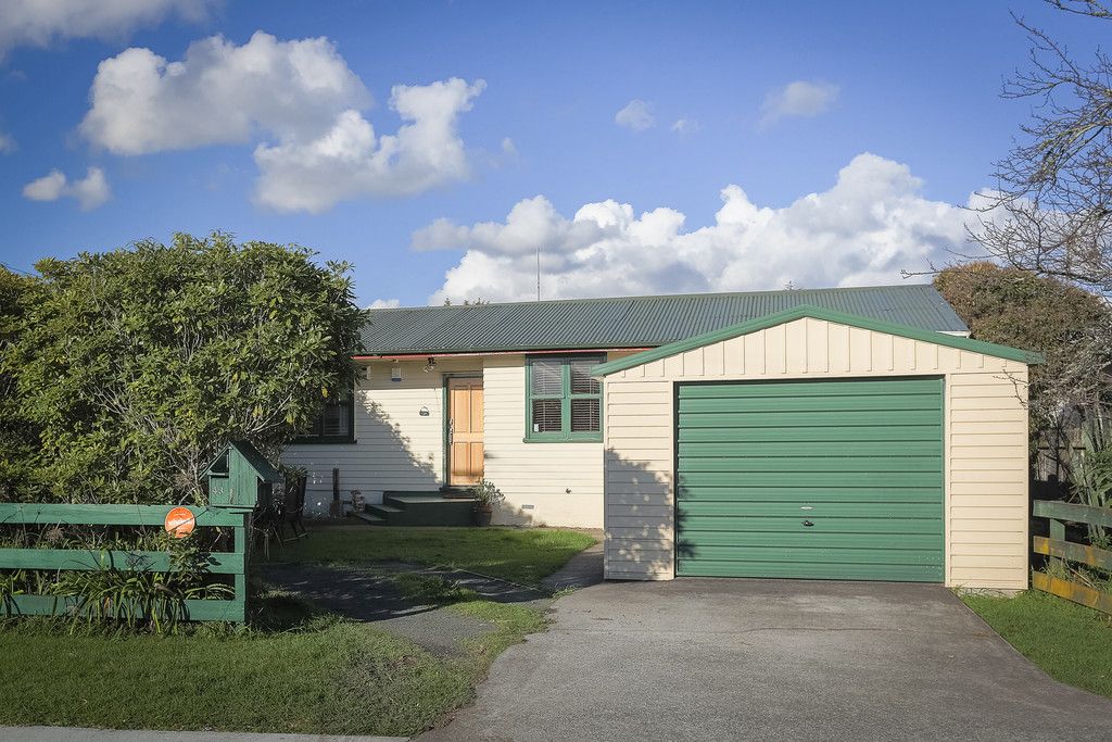 43 Cobham Crescent, Kelston, Waitakere City