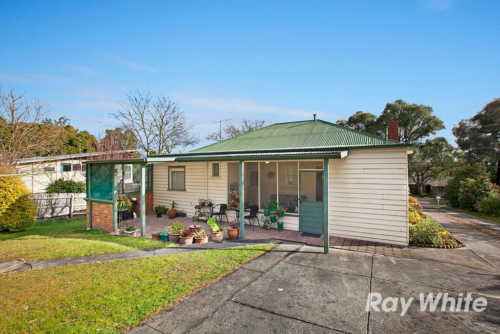 14 Joan Avenue, Ferntree Gully, VIC 3156