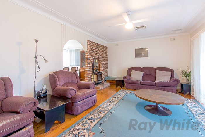 36 Coral Sea Avenue, Shortland, NSW 2307