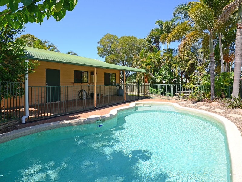 21 Romeck Crescent, Urraween, QLD 4655