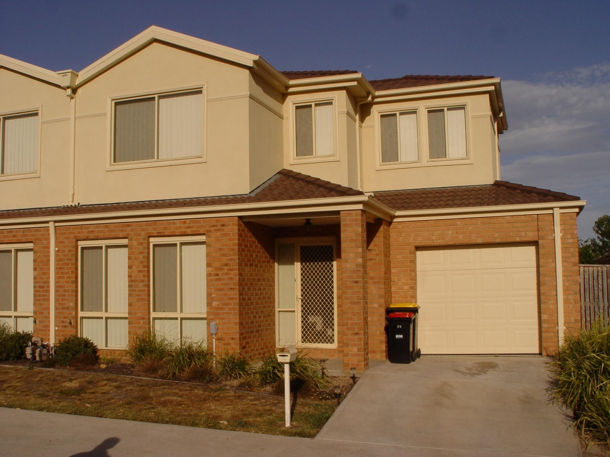 24 Tintern Loop, Hillside, VIC – Home For Rent • Ray White