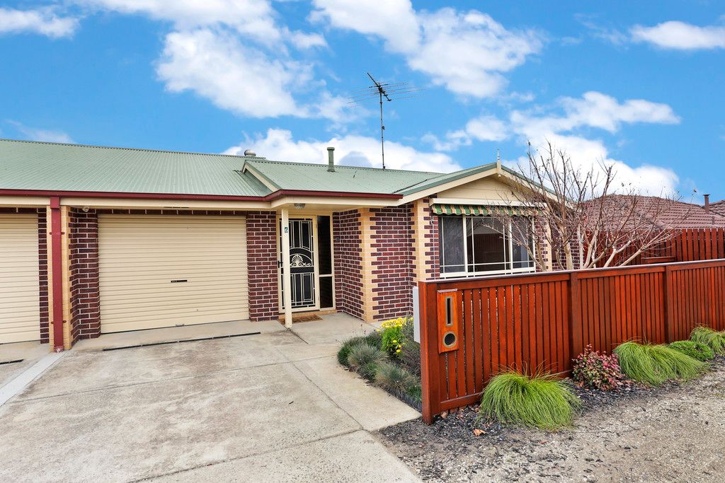 6 Spurling Close, South Geelong, VIC 3220