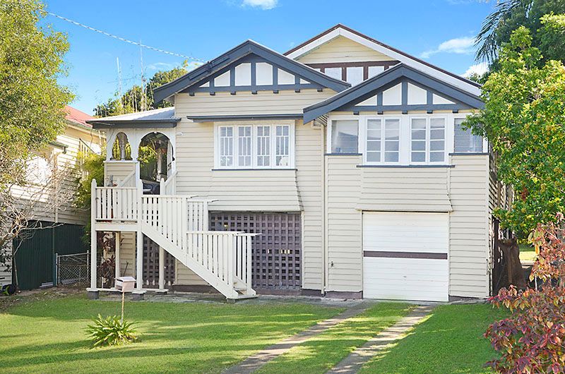 38 Glenfern Avenue, Kedron QLD 4031