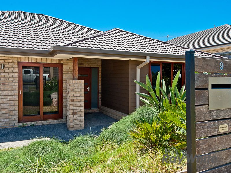 9 Corella Crescent, Warner, QLD 4500