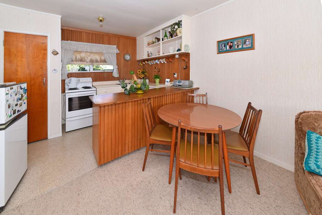 4/17 Russell Road photo 3