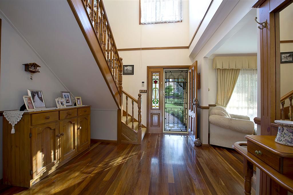 9 Duncan Close, Glenmore Park, NSW 2745