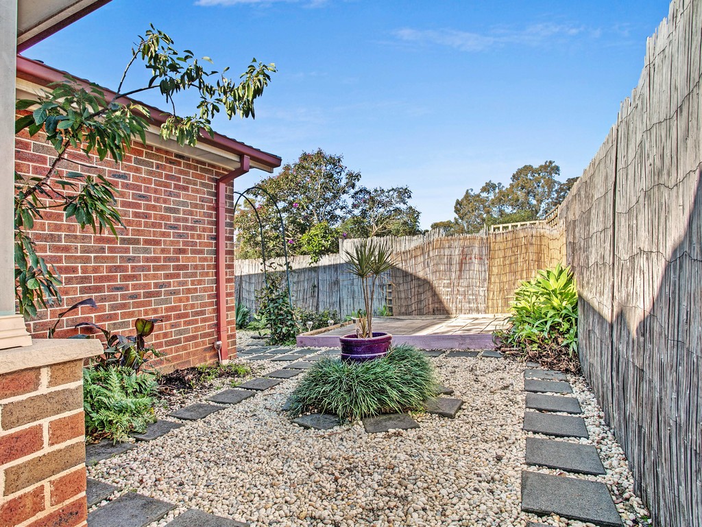 8 Rudd Close, Casula, NSW 2170
