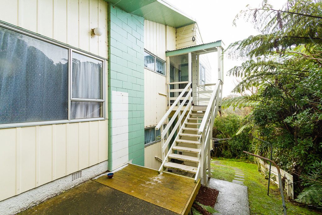 10 Martin Grove, Normandale, Lower Hutt City