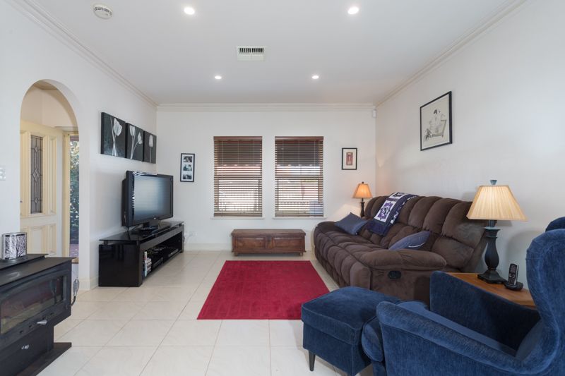 3 Collins Street, Pennington, SA 5013