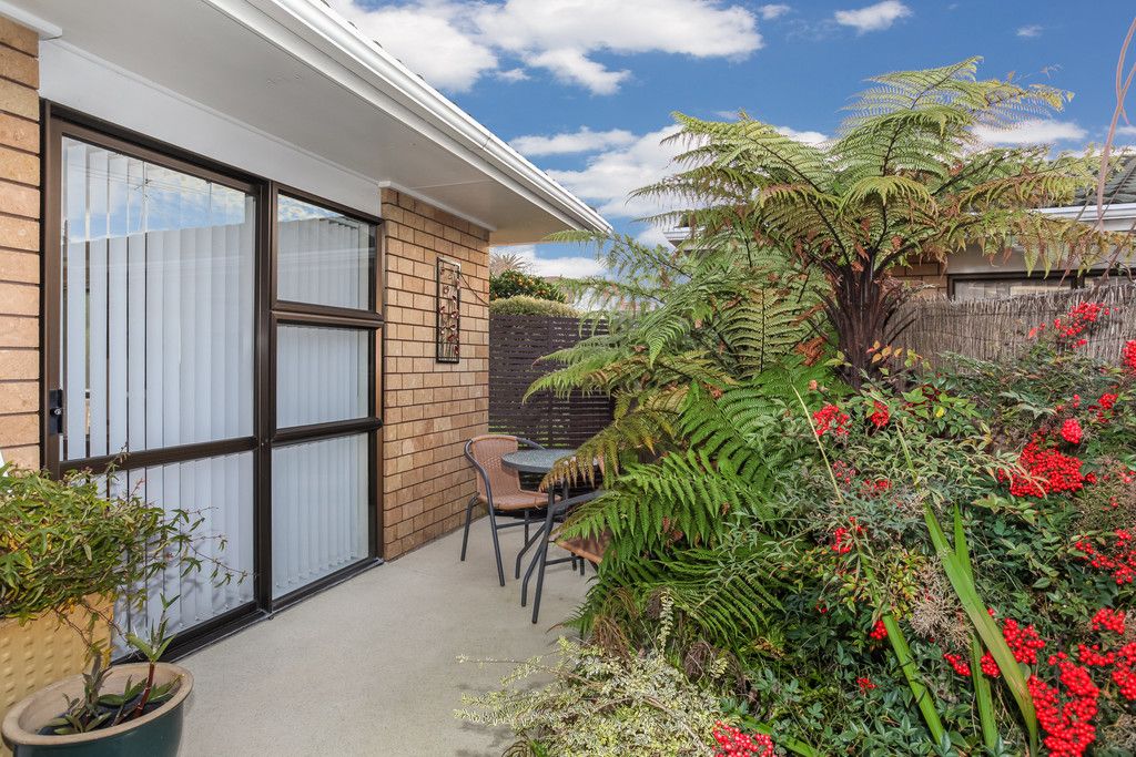 8C Civic Place, Waiuku, Franklin