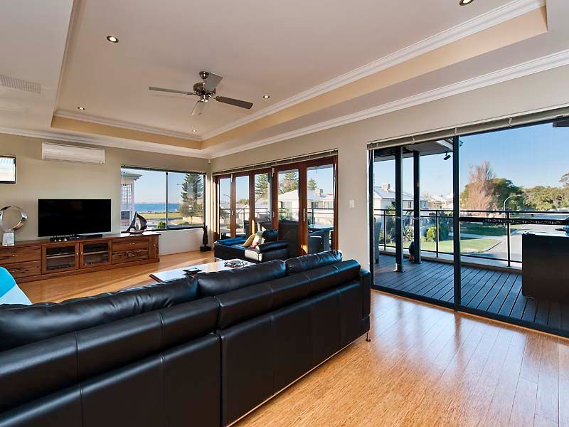 5 Bell Street, Rockingham, WA 6168