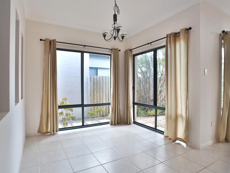5 Picabeen Court, NORTH LAKES, QLD 4509