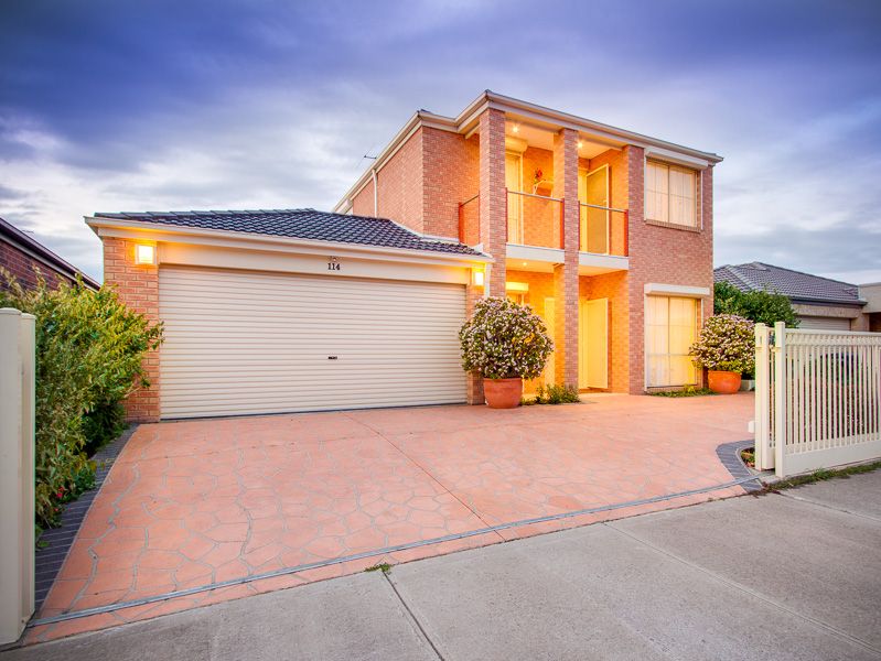 114 Rose Grange Boulevard, Tarneit, VIC 3029
