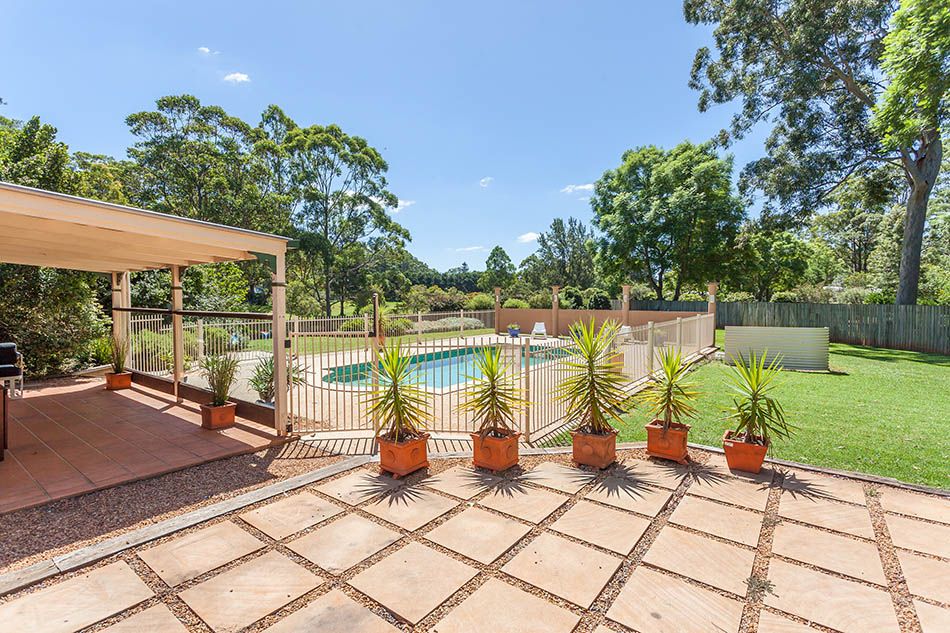 18 Michele Avenue, Highfields, QLD 4352