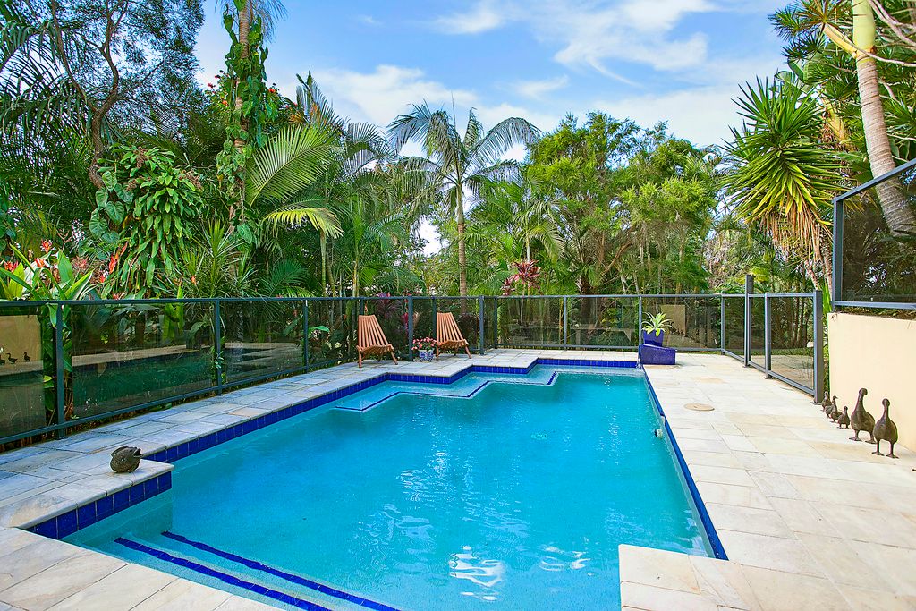 42 Hoffschildt Drive, Currumbin Waters QLD 4223