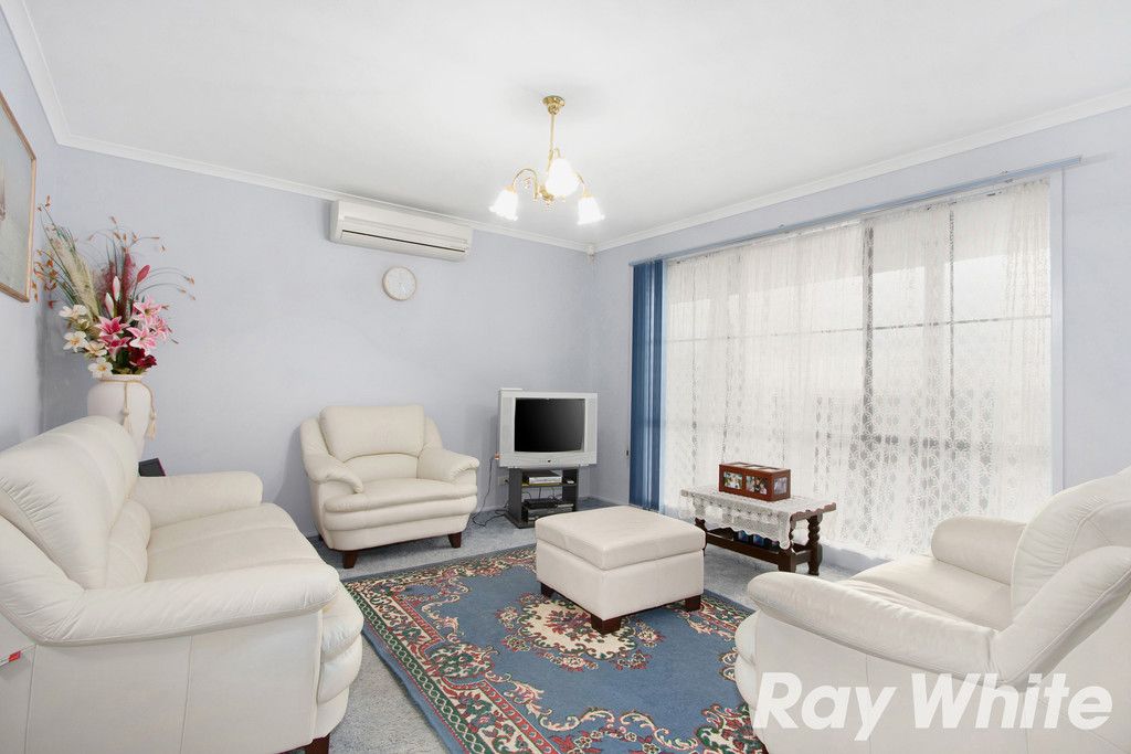 8 Breyleigh Drive, Pakenham, VIC 3810