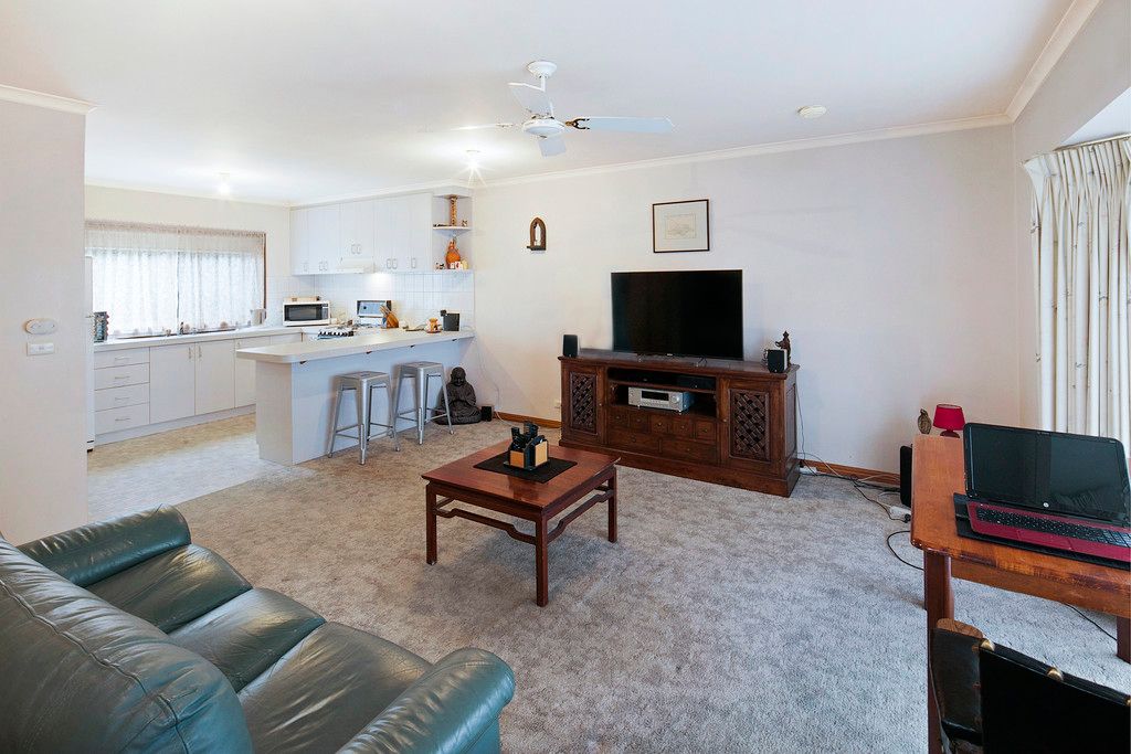 2/415 Learmonth Street, Buninyong, VIC 3357