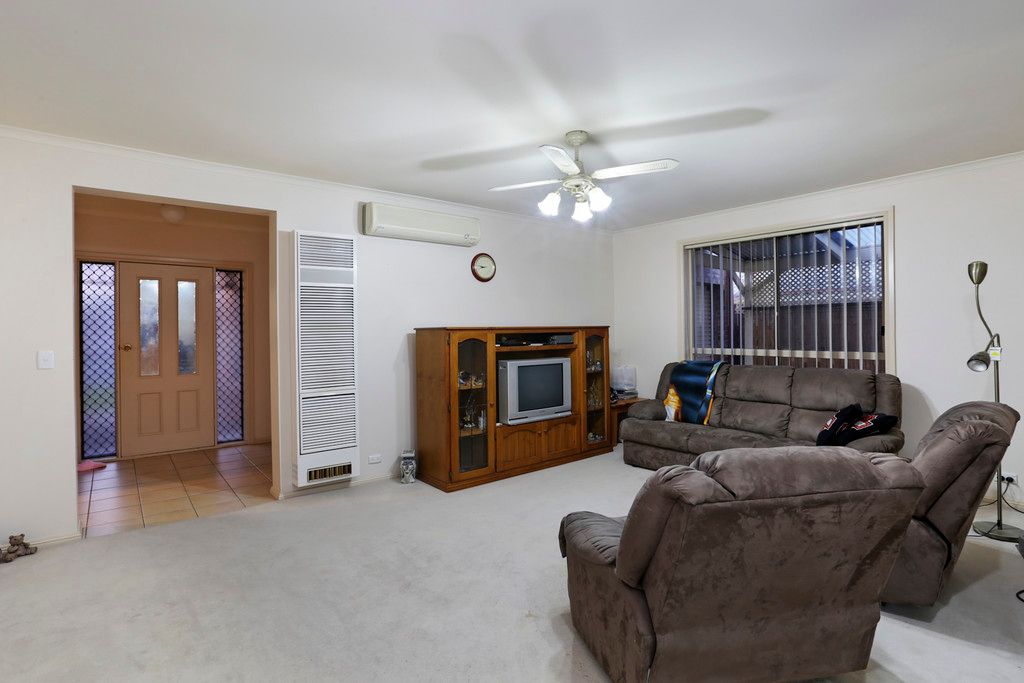 1 Malinda Crescent, Bell Park, VIC 3215