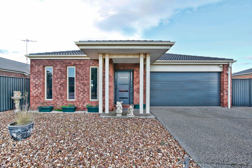 10 Moorhen Drive, Lara, VIC 3212