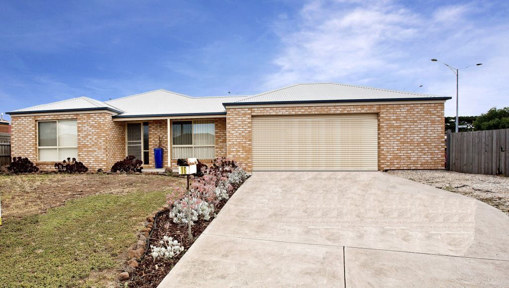 16 Magpie Close, LARA, VIC 3212