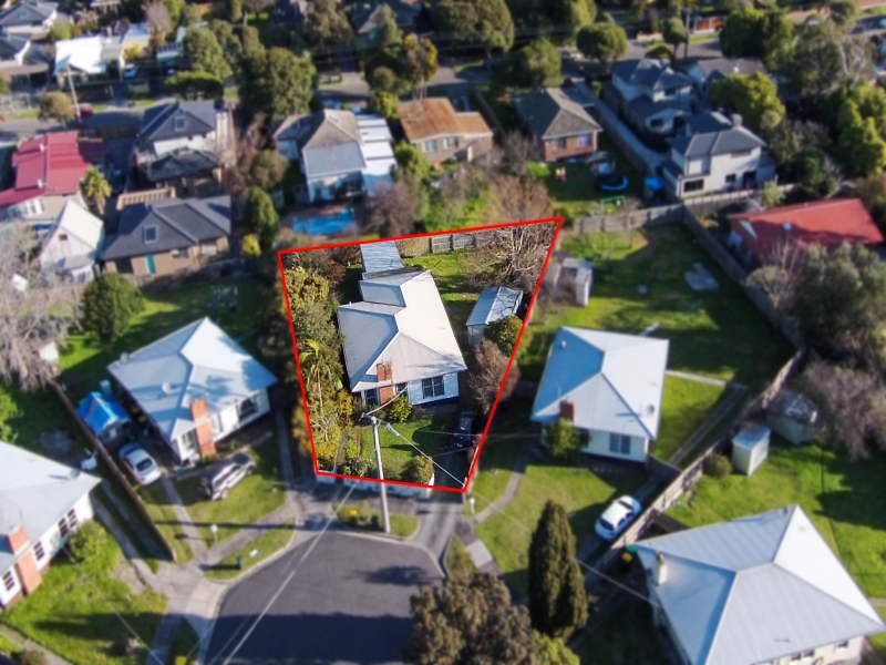 4 Eton Court, Frankston, VIC 3199