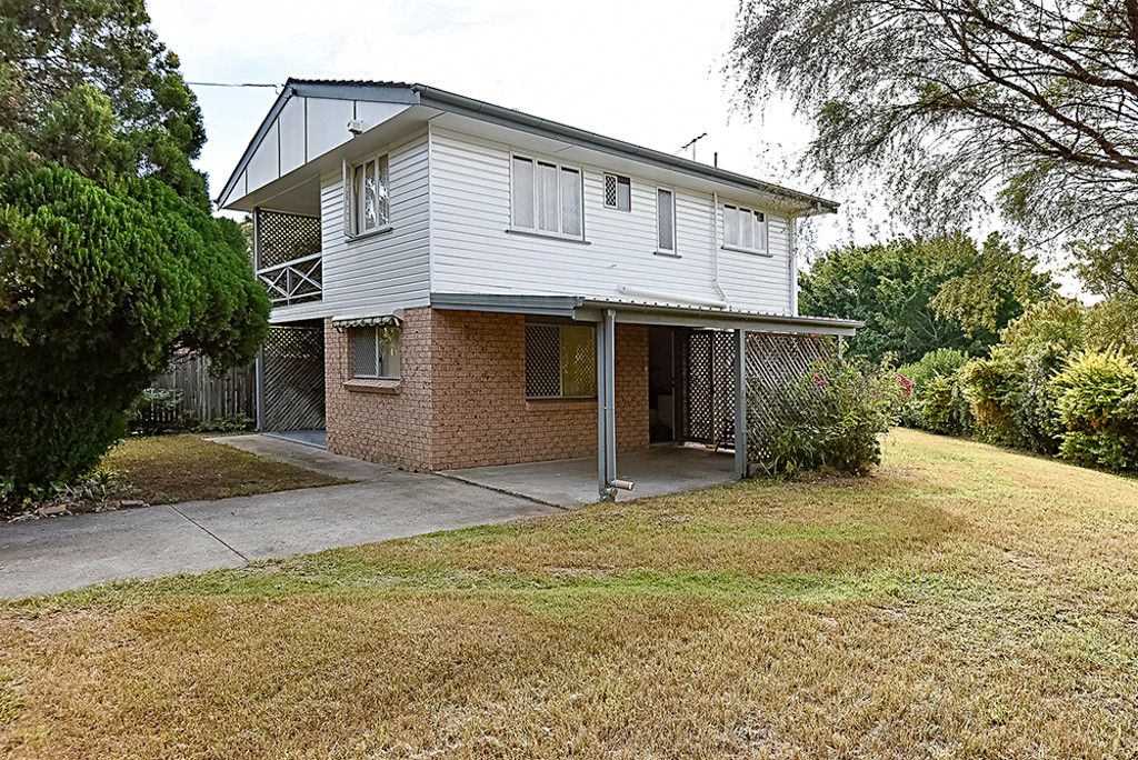 102 Dennis Road, Springwood QLD 4127