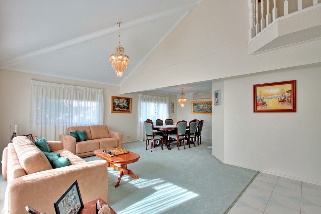 2 Bauhinia Close, Eight Mile Plains, QLD 4113
