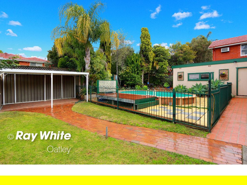 17 Hannons Avenue, Peakhurst, NSW 2210