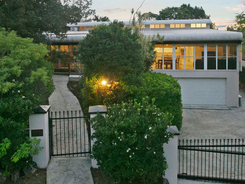 19 Dellwood Street, Nathan, QLD 4111