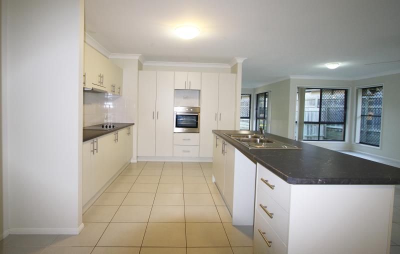 24 Brown Street, Moggill, QLD 4070