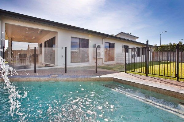 2 Pipit Street, Oonoonba, QLD 4811