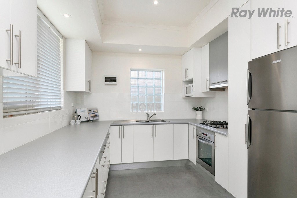 4/19 Military Road, West Beach, SA 5024