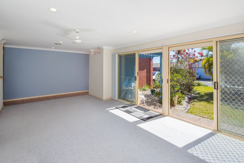 22/406 Pine Ridge Road, Coombabah, QLD 4216