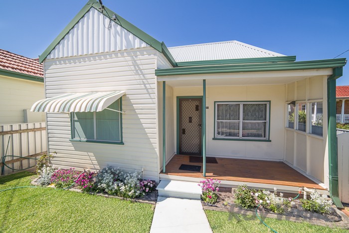 70 Fullerton Street, STOCKTON, NSW 2295