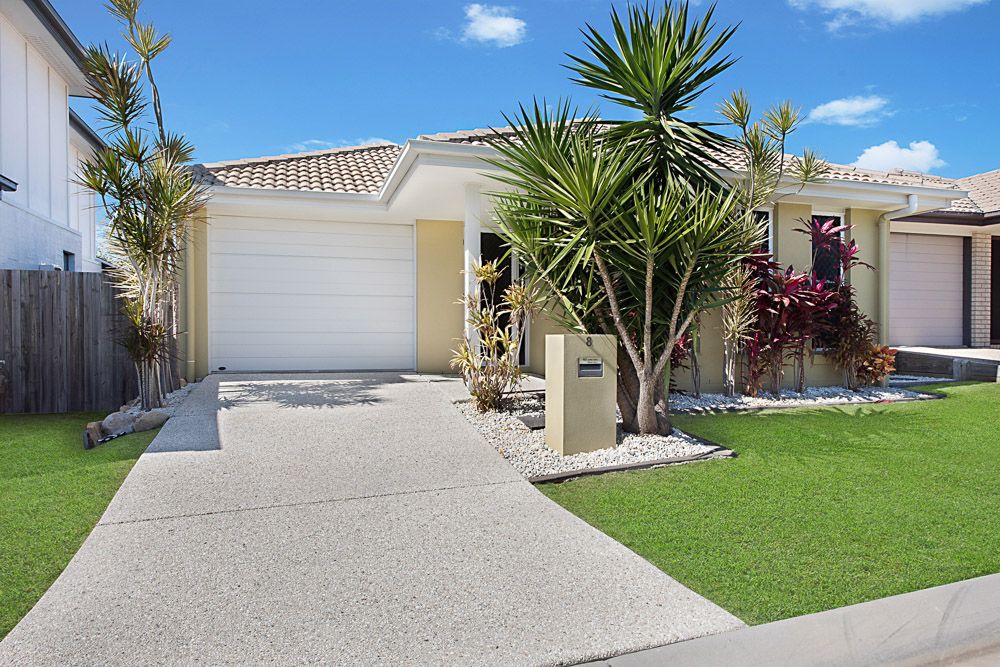 8 Petronas Street, North Lakes QLD 4509