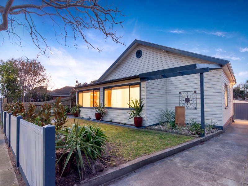 9 Coral Street, FRANKSTON VIC 3199