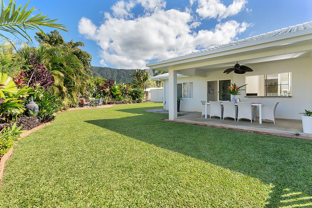 15 Parkinson Avenue, Kewarra Beach, QLD 4879