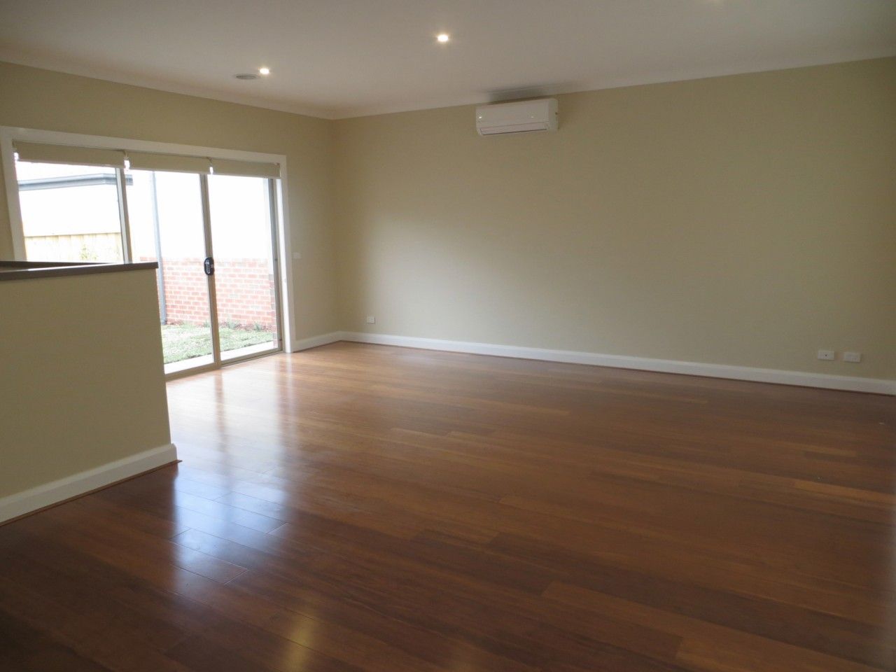1/16 Devoy Street, OAKLEIGH SOUTH, VIC 3167