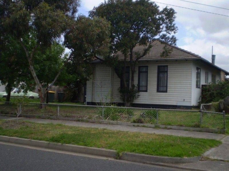 6 Woods Street, LAVERTON VIC 3028