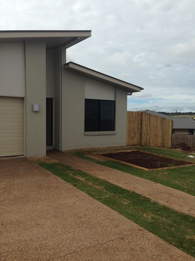 4 Madeleine Court, GLENVALE, QLD 4350